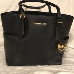 Michael Kors jet set travel tote